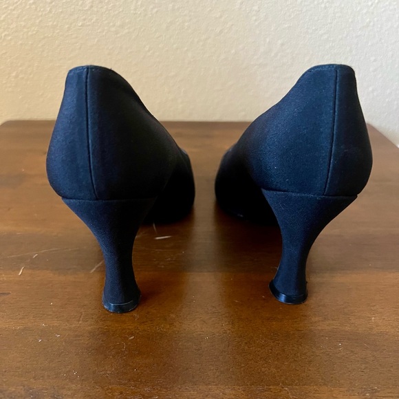 Stuart Weitzman black heels - Picture 6 of 8